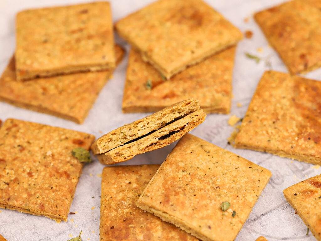Baked Whole Wheat Crackers