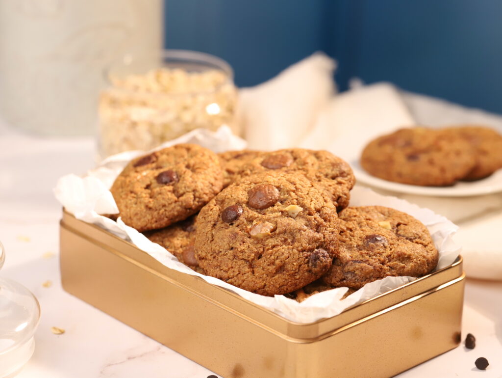 Oat Chocolate Chip Cookies