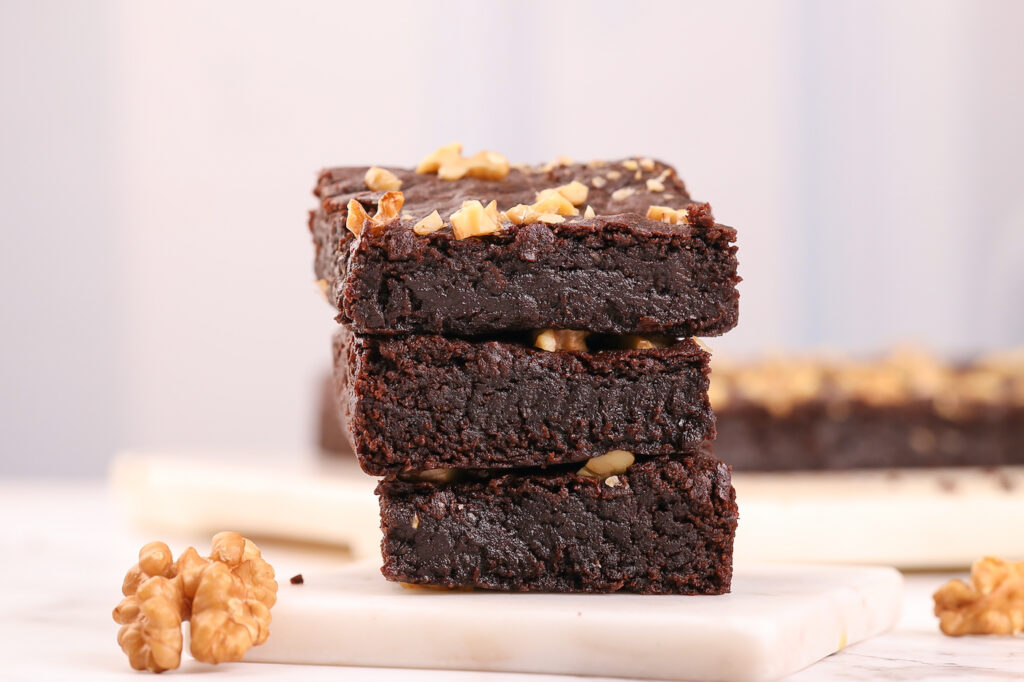 Eggless Walnut Brownies