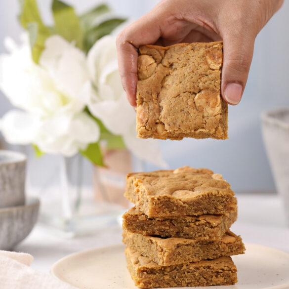 Eggless Wholewheat Blondies