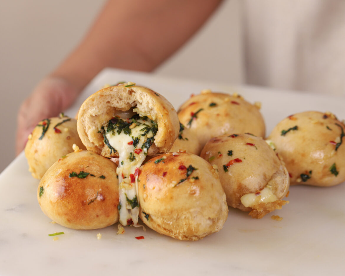 Instant Chilli Cheese Garlic Buns