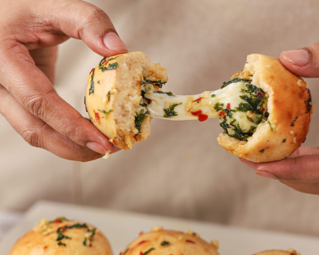 Instant Chilli Cheese Garlic Buns