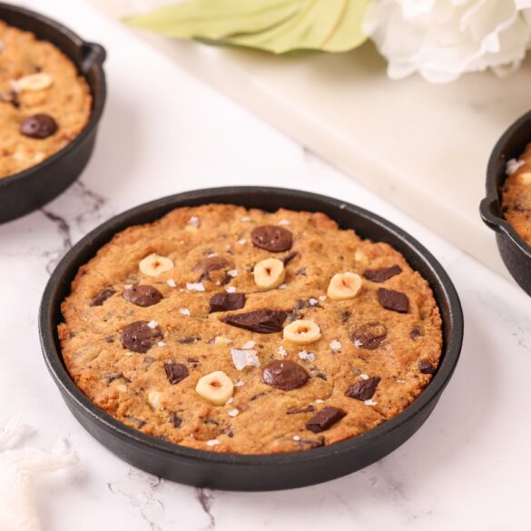 Eggless Wholewheat Skillet Cookies