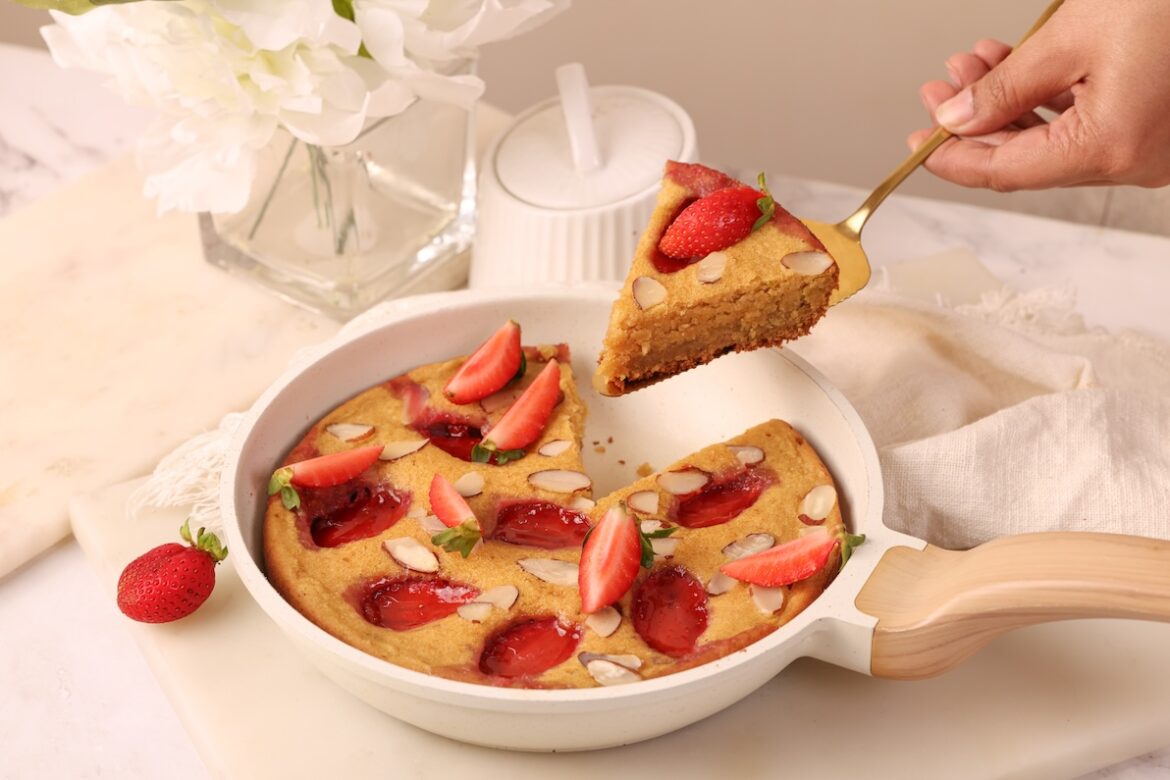 Eggless Wholewheat Strawberry Skillet Cake