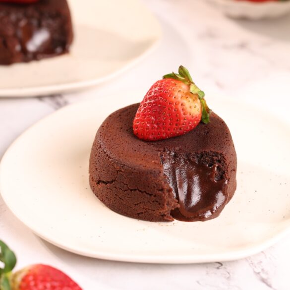 Eggless Wholewheat Chocolate Lava Cake