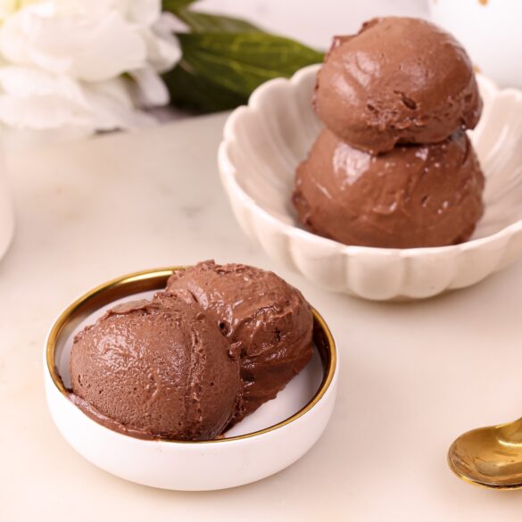 Healthier No Churn Chocolate Ice Cream