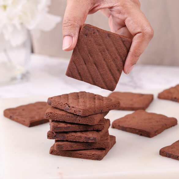 Eggless Wholewheat Hide & Seek Biscuits